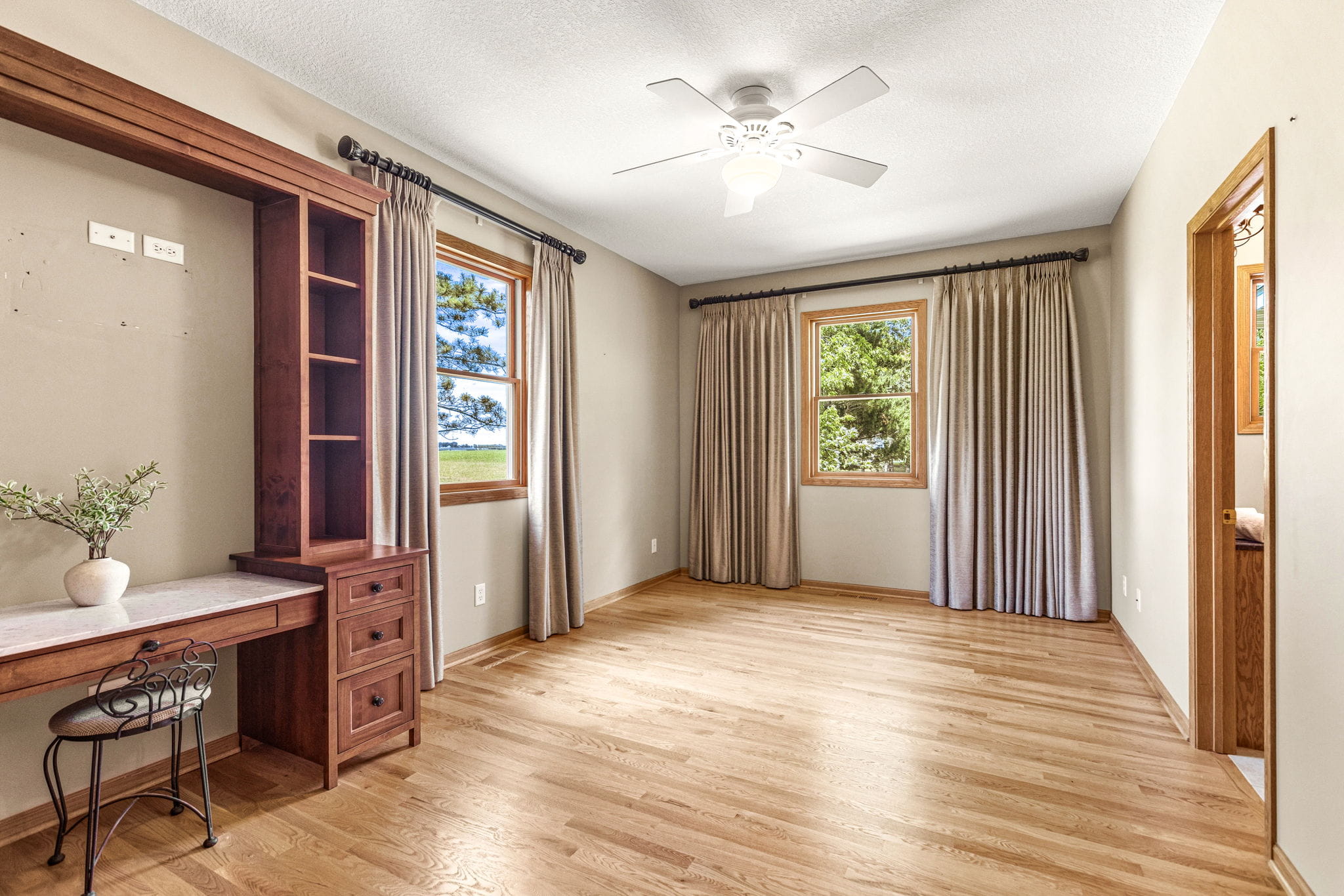 Bedroom with built-in desk